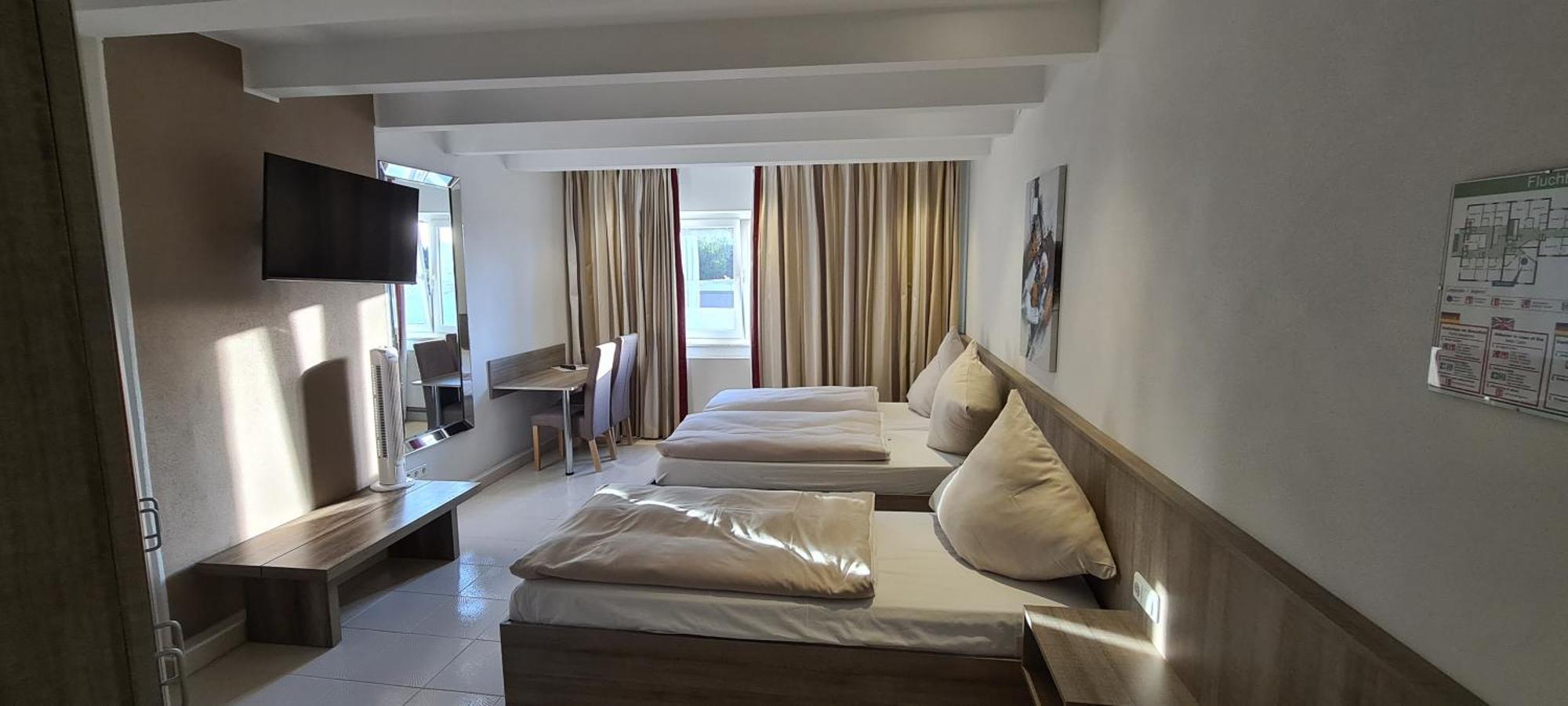 Bach Hotel Porta Westfalica Eksteriør bilde